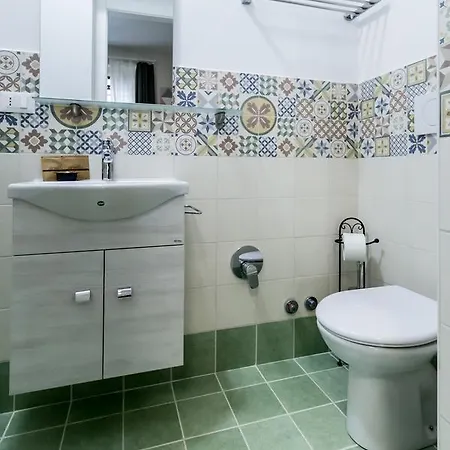 ベッド・アンド・ブレックファスト Ida Centro 4*