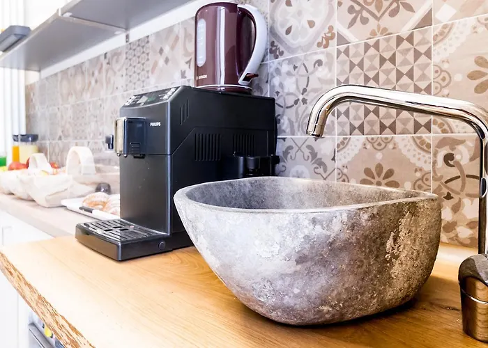 Bed and breakfast Ida Centro 4*